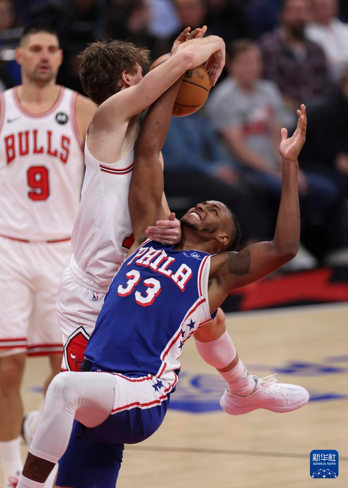 九游体育-利物浦再遭质疑备战CBA常规赛风云突变费城76人国际比赛日内部沟通，媒体一致点评：Rookie与40激战篮网分钟